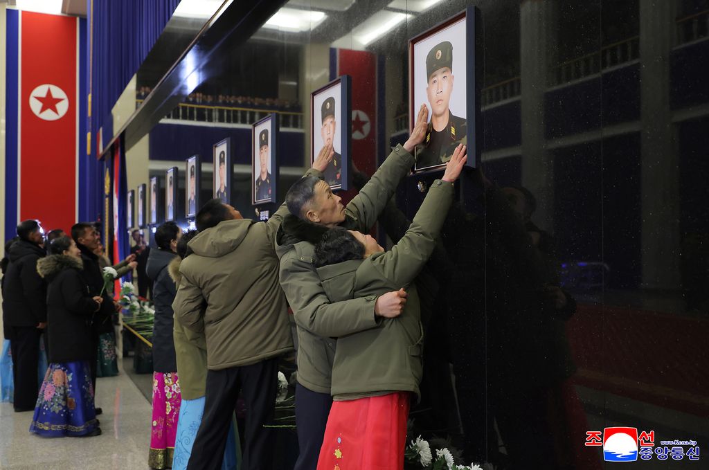 Today's News - Image 181