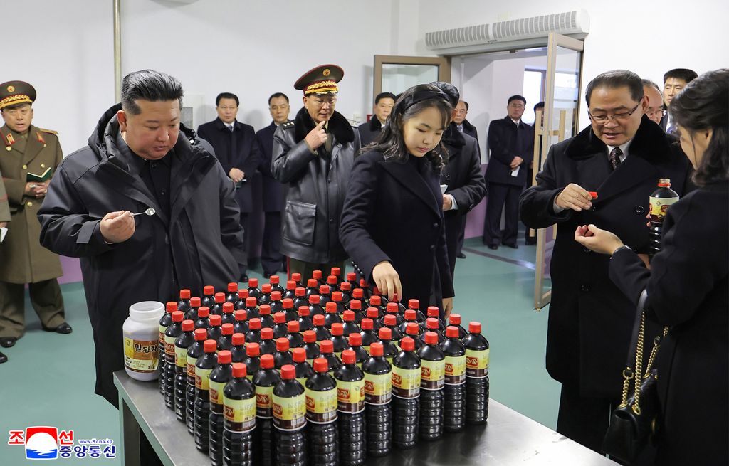 Today's News - Image 190