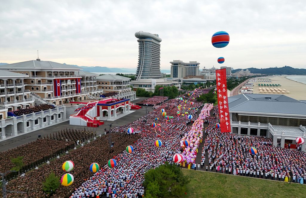 Tourist Attraction on East Coast–New Scenic Beauty of Socialist Cultural Efflorescence Inaugural Ceremony of Wonsan Kalma Coastal Tourist Area Held with Splendour - Image 6