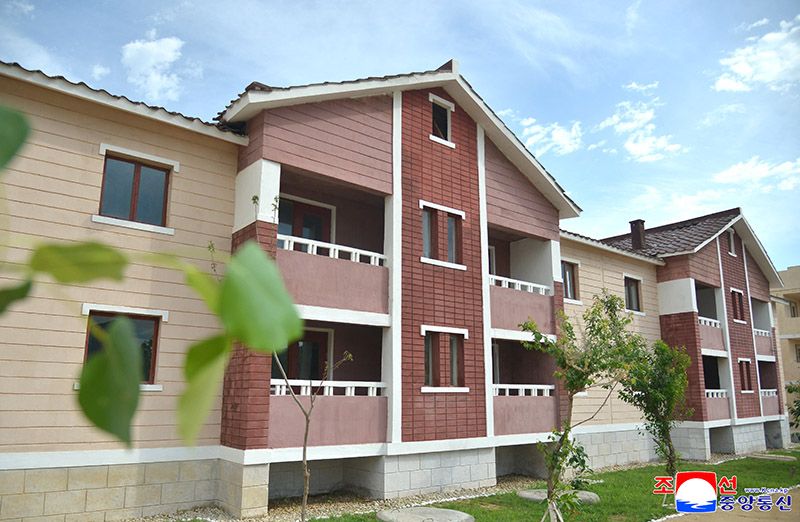 New villages built in Kosong County of Kangwon Province - Image 3