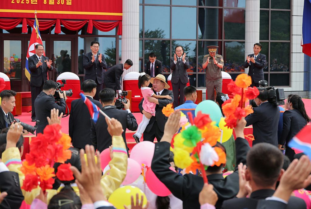 Another Spectacular Fairyland on East Coast in New Era of Regional RejuvenationInaugural Ceremony of Ragwon County Offshore Farm Takes Place with Splendor - Image 13