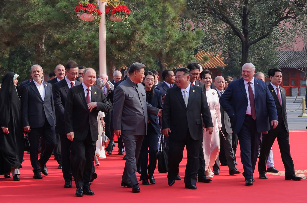 Respected Comrade Kim Jong Un Participates in Commemorations Marking 80th Anniversary of Victory in Chinese People’s War of Resistance against Japanese Aggression and World Anti-Fascist War - Image 8