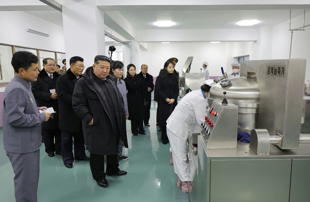 Inauguration Ceremony of Regional-industry Factories and Leisure Complex Held with Splendor in Kangdong County - Image 48