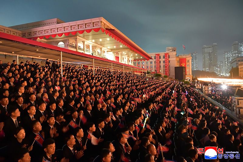 Public and torchlight processions climax celebrations of 80th founding anniversary of WPK - Image 15