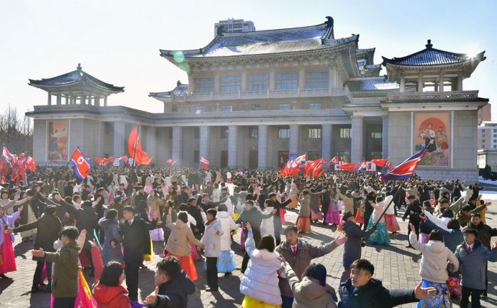 Dancing Parties of Youth and Students Held in DPRK
