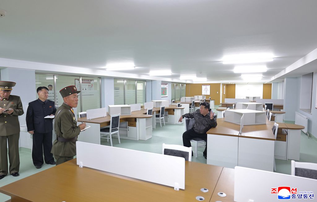 RespectedComrade Kim Jong Un visits Kangdong County Hospital nearing completion - Image 7