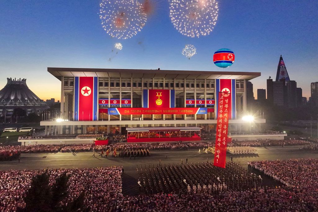 Ceremony of Commemorative March of Columns Symbolic of Units in Fatherland Liberation War Held - Image 26