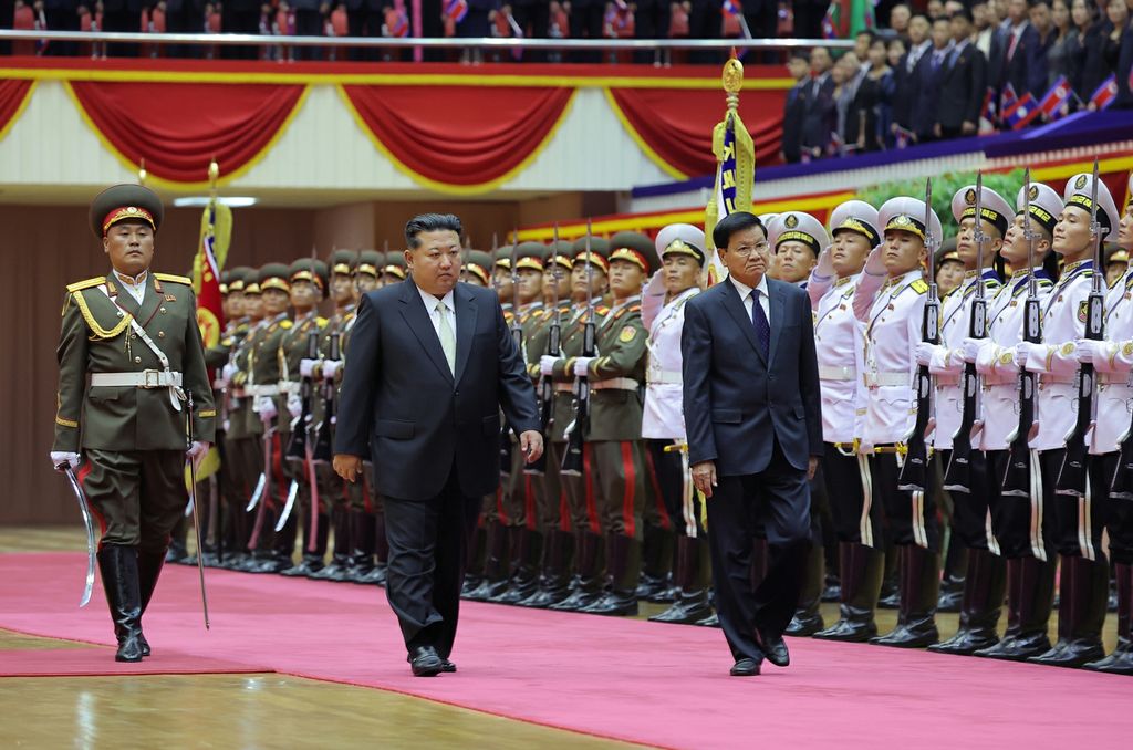 Ceremony Held to Welcome Lao President - Image 6