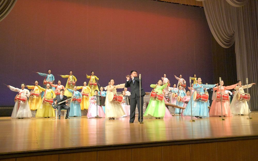 Premieres of April Spring People’s Art Festival Given in DPRK