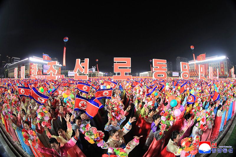 Public and torchlight processions climax celebrations of 80th founding anniversary of WPK - Image 34