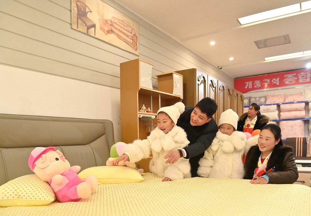 Regional-Industry Factories and Leisure Complex Built in Kaesong Municipality - Image 23