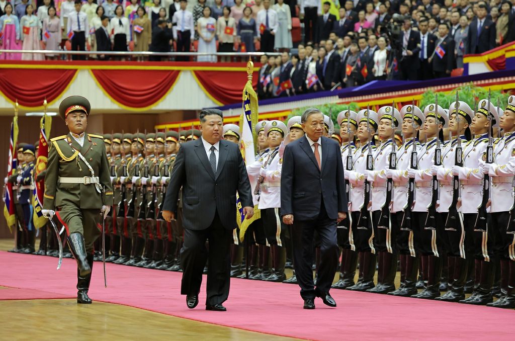 Ceremony Held to Welcome General Secretary of Central Committee of Communist Party of Vietnam - Image 8