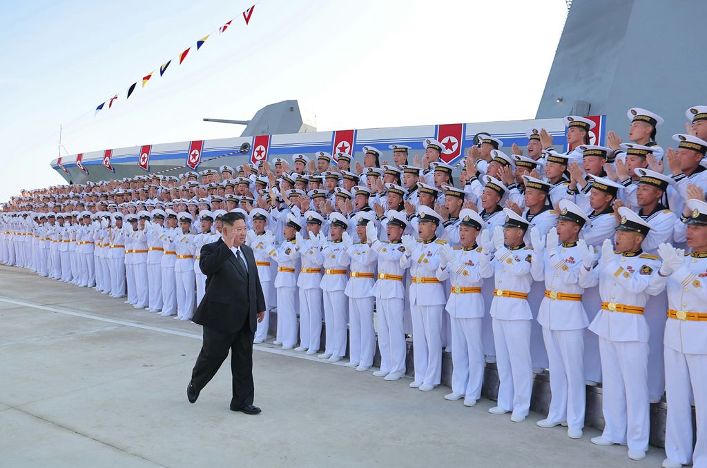 Vigorous Advance and Development of Revolution in Warship-building Industry and Modernization of Naval Forces in New Era Ceremony of Launching Destroyer of KPA Navy Takes Place with Splendour - Image 32