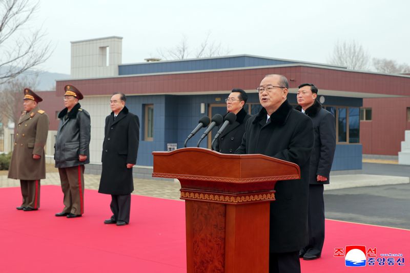 Today's News - Image 198