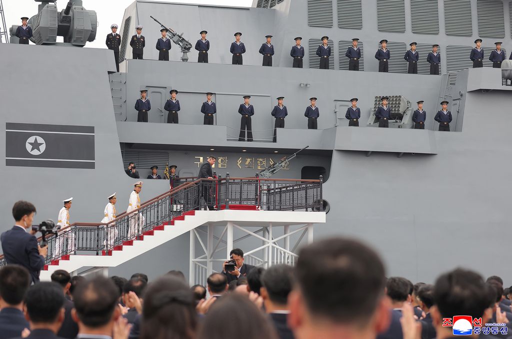 RespectedComrade Kim Jong Un visits destroyer Choe Hyon according to second-day schedule of visit to military hardware exhibition - Image 24