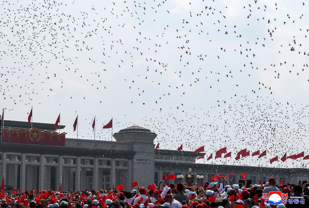 RespectedComrade Kim Jong Un participates in commemorations marking 80th anniversary of victory of Chinese People's War of Resistance against Japanese Aggression and World Anti-Fascist War - Image 7