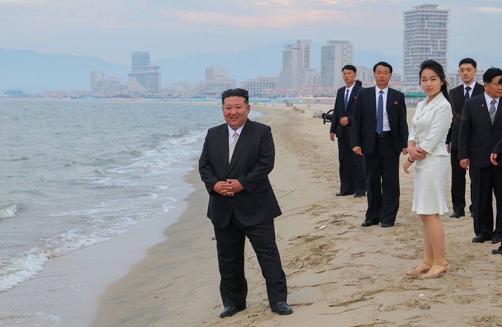 Tourist Attraction on East Coast–New Scenic Beauty of Socialist Cultural Efflorescence Inaugural Ceremony of Wonsan Kalma Coastal Tourist Area Held with Splendour - Image 25