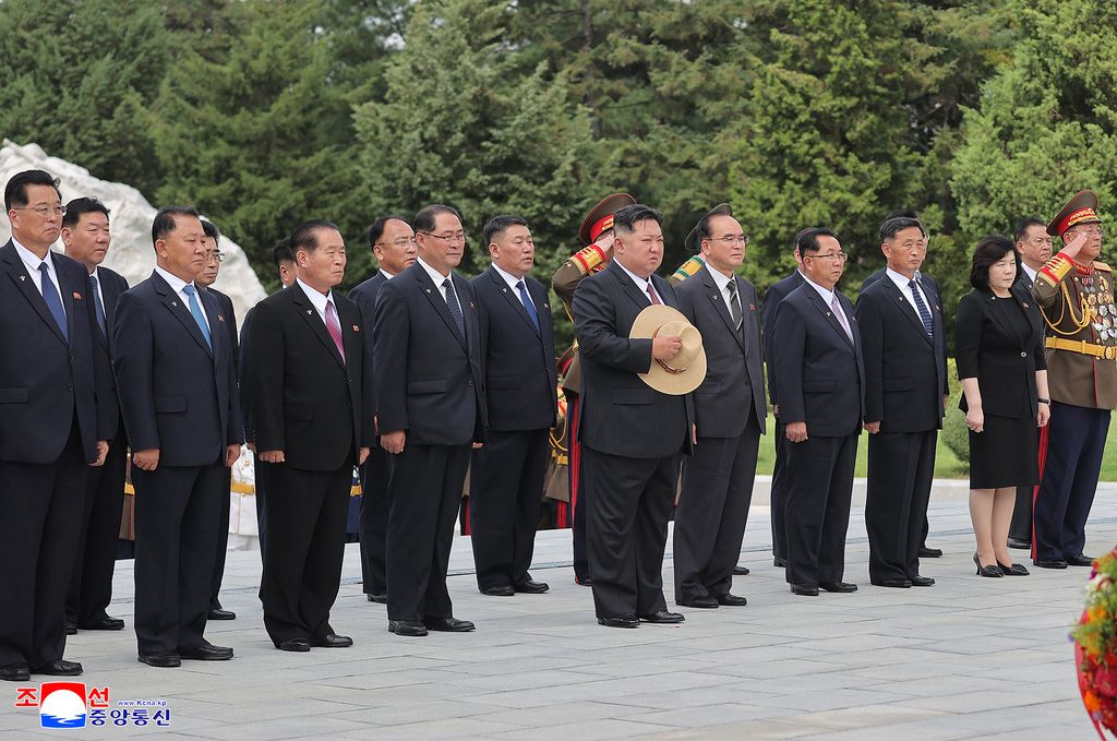 RespectedComrade Kim Jong Un visits Revolutionary Martyrs Cemetery on Mt Taesong - Image 6