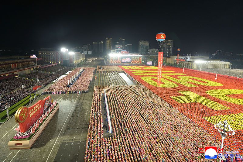 Public and torchlight processions climax celebrations of 80th founding anniversary of WPK - Image 32