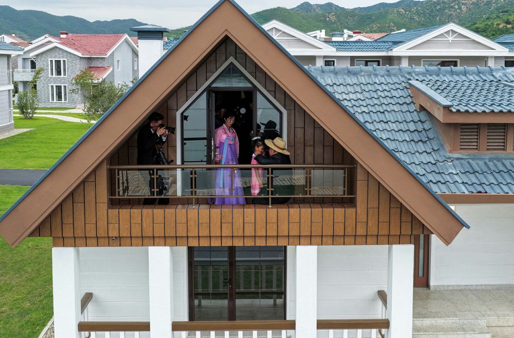 Another Spectacular Fairyland on East Coast in New Era of Regional RejuvenationInaugural Ceremony of Ragwon County Offshore Farm Takes Place with Splendor - Image 40