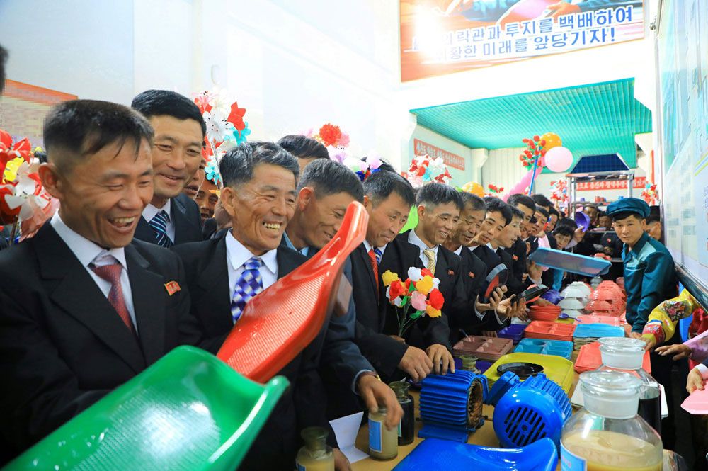 Melamine Resin Production Line Established at Hungnam Fertilizer Complex - Image 4