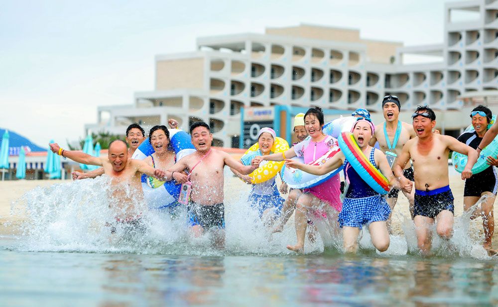 KCNA Report on Completion of Coastal Tourist Resort in Myongsasimni of Kalma Peninsula - Image 18