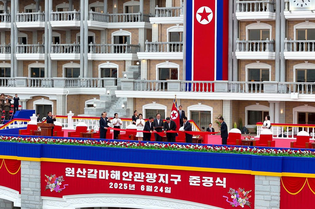 Tourist Attraction on East Coast–New Scenic Beauty of Socialist Cultural Efflorescence Inaugural Ceremony of Wonsan Kalma Coastal Tourist Area Held with Splendour - Image 7