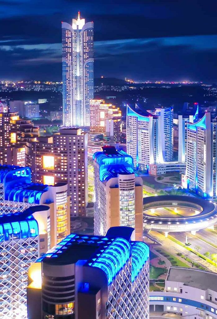 Fascinating and Dazzling Colorful Lights in New Streets - Image 2