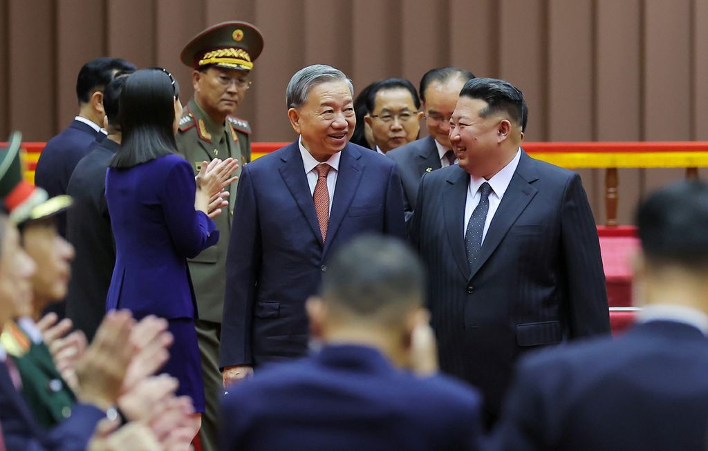 Ceremony Held to Welcome General Secretary of Central Committee of Communist Party of Vietnam - Image 4