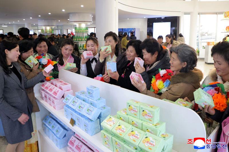 Today's News - Image 93