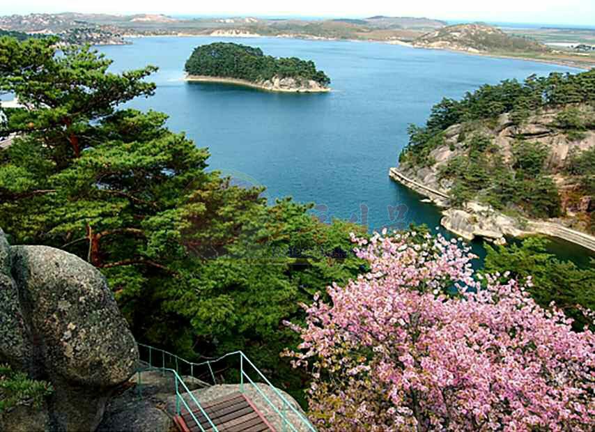 Celebrated Mountain with Unique Natural Scenery - Image 6