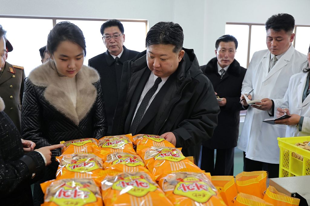 Regional-Industry Factories Inaugurated with Splendor in Sinpho City of DPRK - Image 17