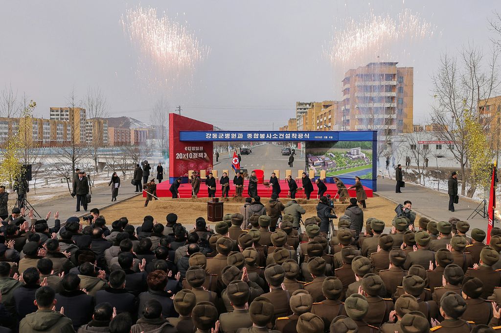 Grand Construction Struggle in 2025 Launched to Implement Regional Development Policy in New EraGroundbreaking Ceremony of Hospital and Leisure Complex in Kangdong County for Regional Development 20×10 Policy Held with Splendour - Image 5