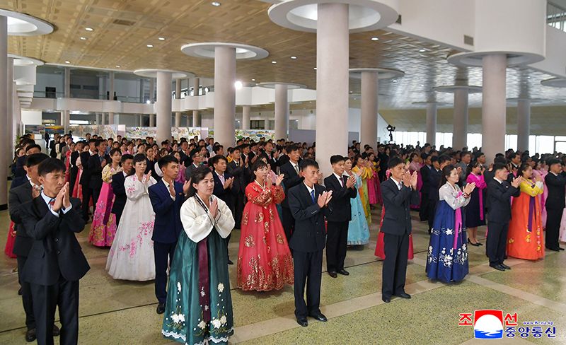 Photo exhibition opens