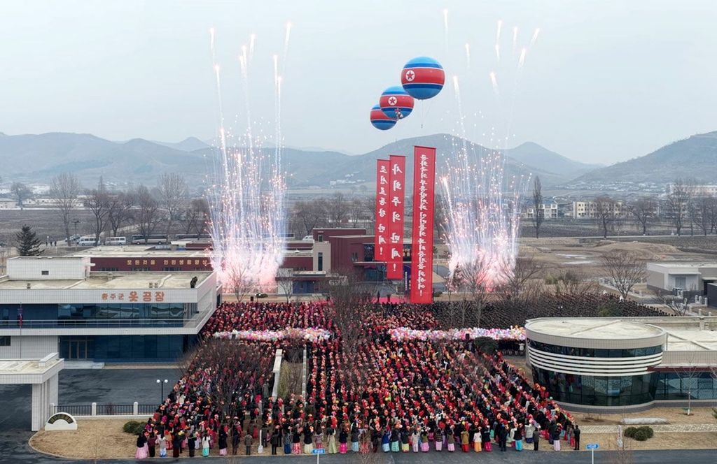 Regional-Industry Factories in Hwangju County Inaugurated - Image 3