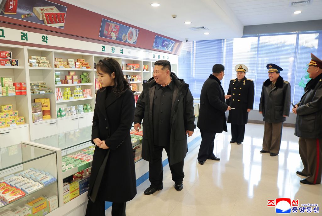 Today's News - Image 114