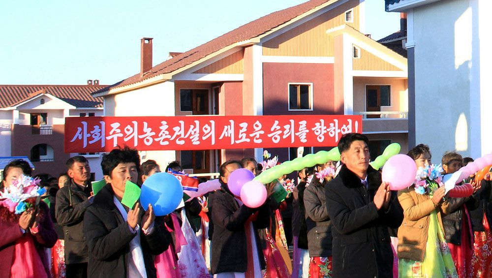 Agricultural Workers of Yonsu-ri in DPRK Move into New Houses - Image 3