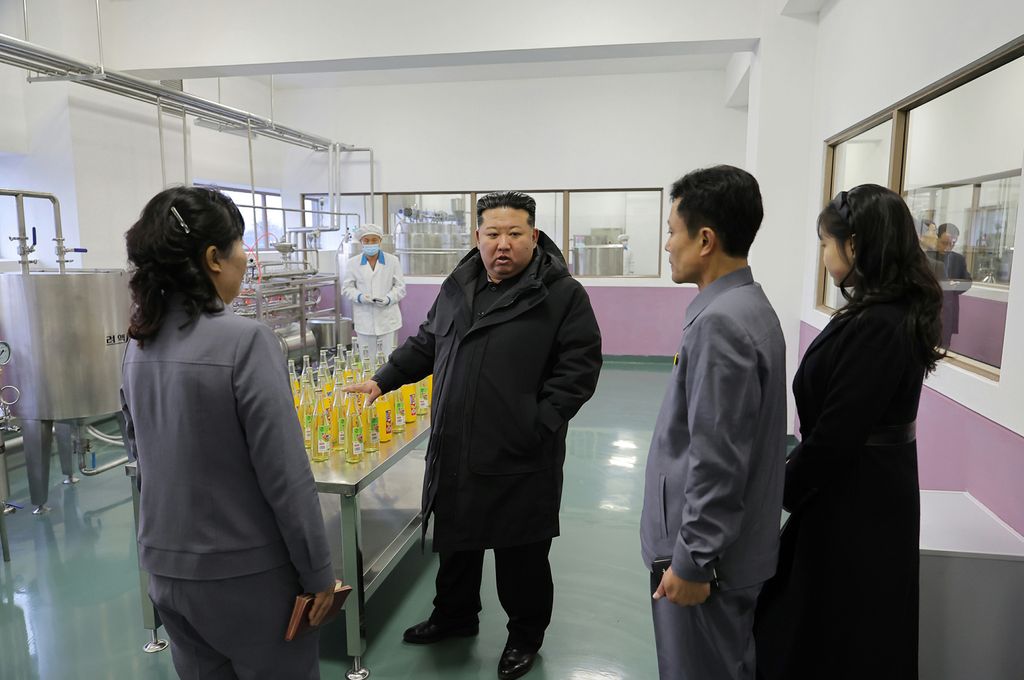 Inauguration Ceremony of Regional-industry Factories and Leisure Complex Held with Splendor in Kangdong County - Image 39