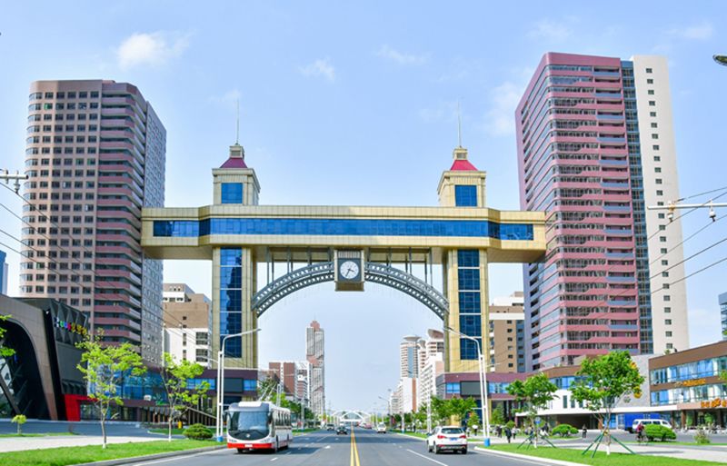 Iconic building features distinctive style in Hwasong area - Image 2