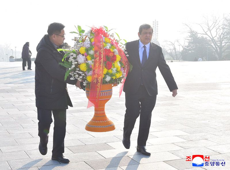 Today's News - Image 99