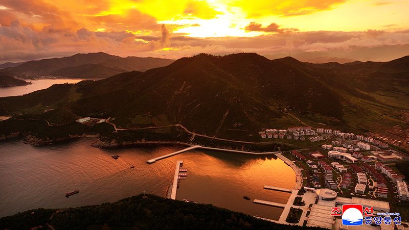 Residents of Ragwonpho move into new houses - Image 14
