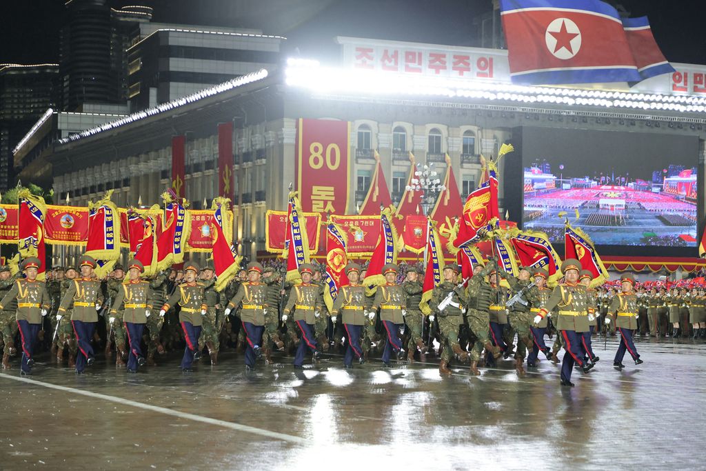 Miltary Parade Marks 80th Founding Anniversary of WPK - Image 43