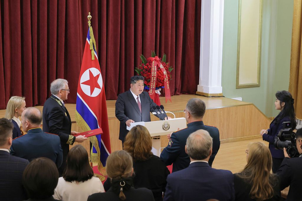 Respected Comrade Kim Jong Un Pays Congratulatory Visit to Russian Embassy in Pyongyang to Mark Russia’s Great V-Day - Image 18