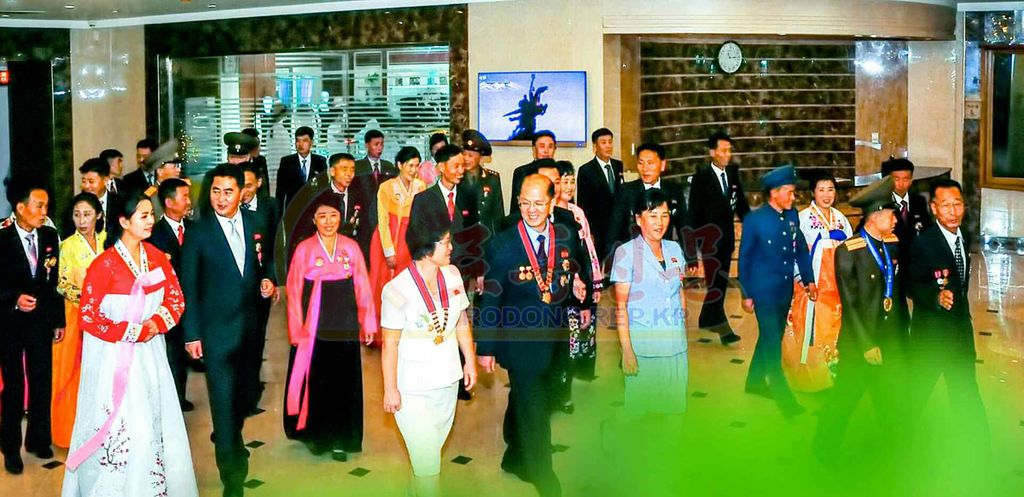 His Great Trust and Love Are Source of Our Patriotic Zeal