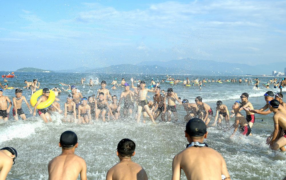 Students of Revolutionary Schools Spend Enjoyable Days in Wonsan Kalma Coastal Tourist Area - Image 7