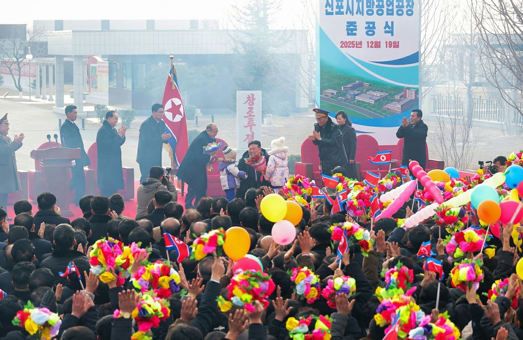 Regional-Industry Factories Inaugurated with Splendor in Sinpho City of DPRK - Image 5