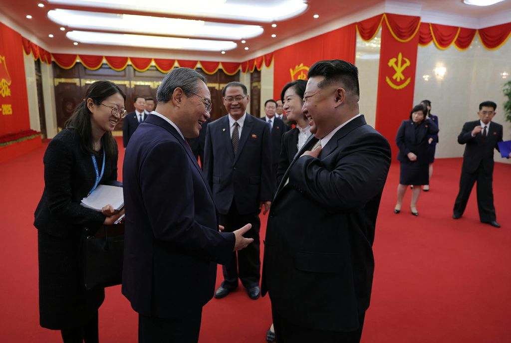 Grand Mass Gymnastics and Artistic Performance for Celebrating WPK Founding Anniversary Given in DPRK - Image 10
