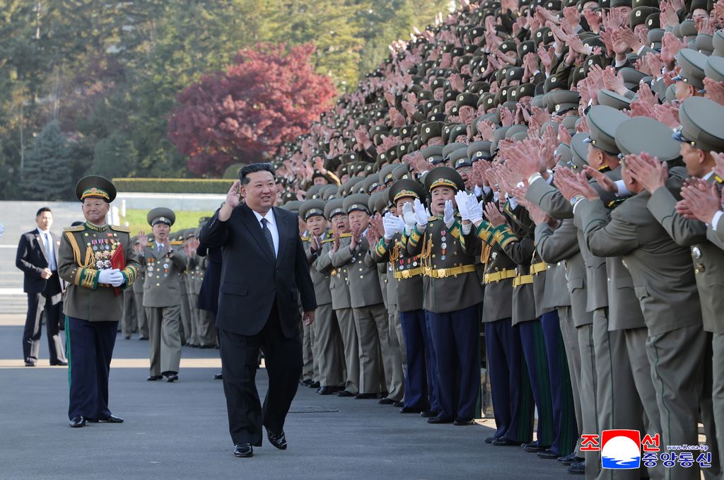 RespectedComrade Kim Jong Un visits Ministry of Public Security - Image 2