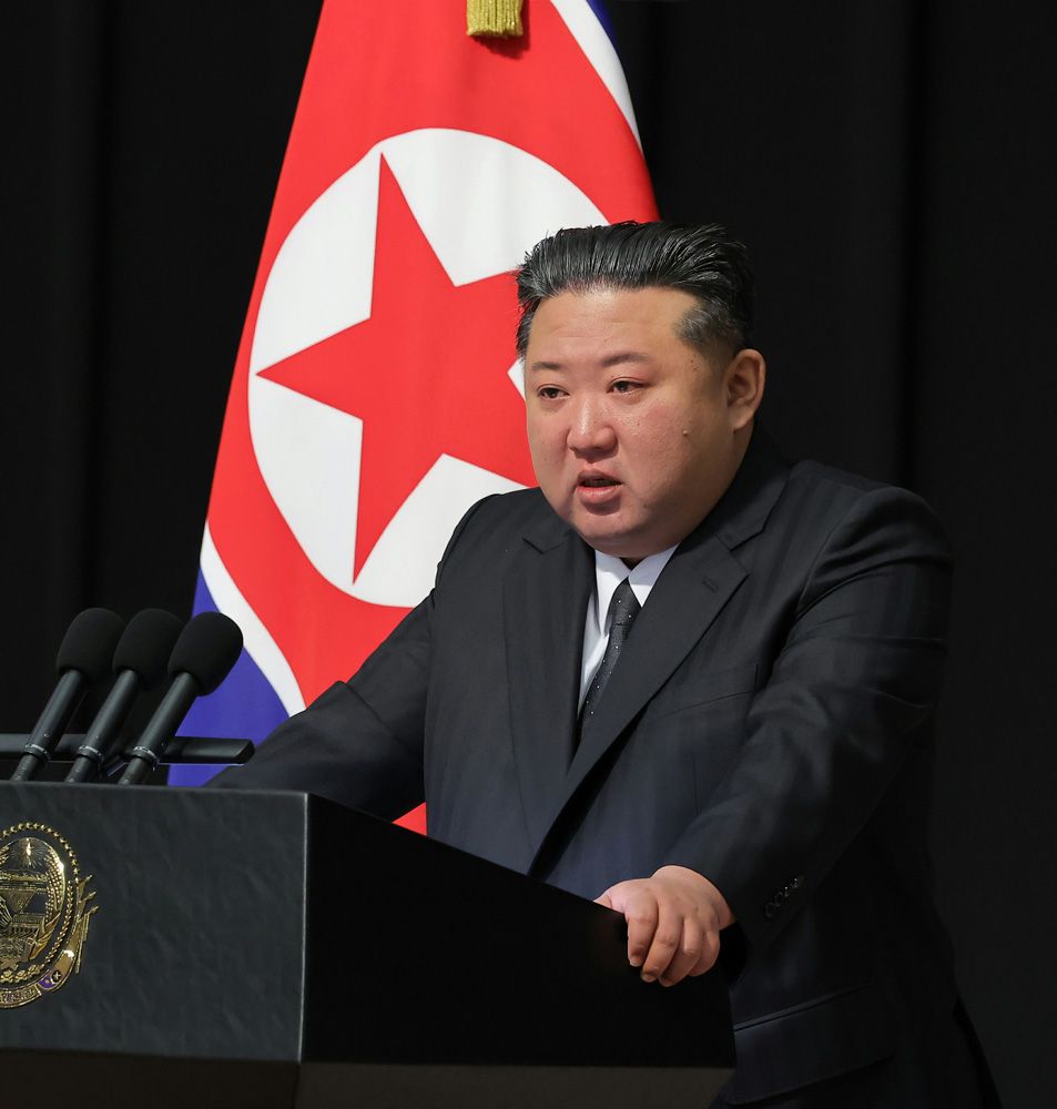 Respected Comrade Kim Jong Un ’s Talk to Bereaved Families of Martyrs Who Participated in Overseas Military Operations