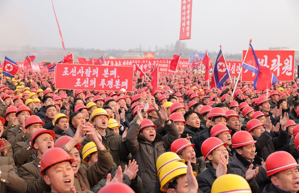 Five-Year Plan for Construction of Capital City Decided by Eighth Congress of WPK Enters Its Final StageGroundbreaking Ceremony for the Fourth-stage Project to Build 10 000 Flats in Hwasong Area Takes Place with Splendour - Image 17